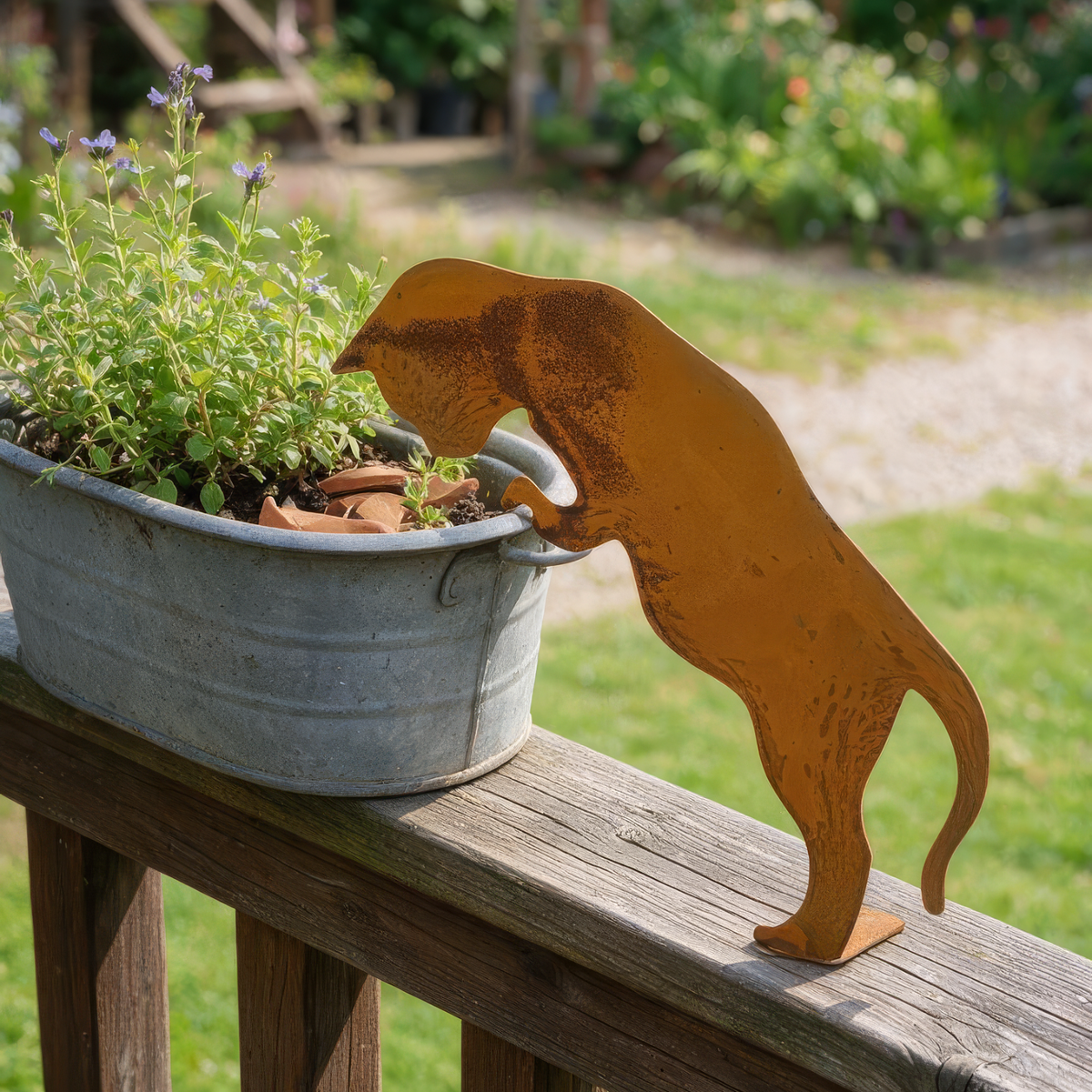 Rusty Metal Pouncing Cat Garden Ornament