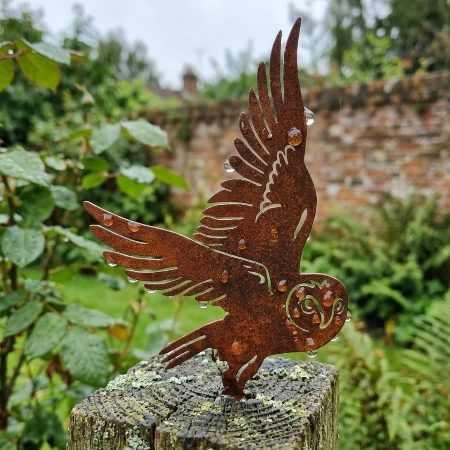 Rusty Metal Flying Owl Fence Topper